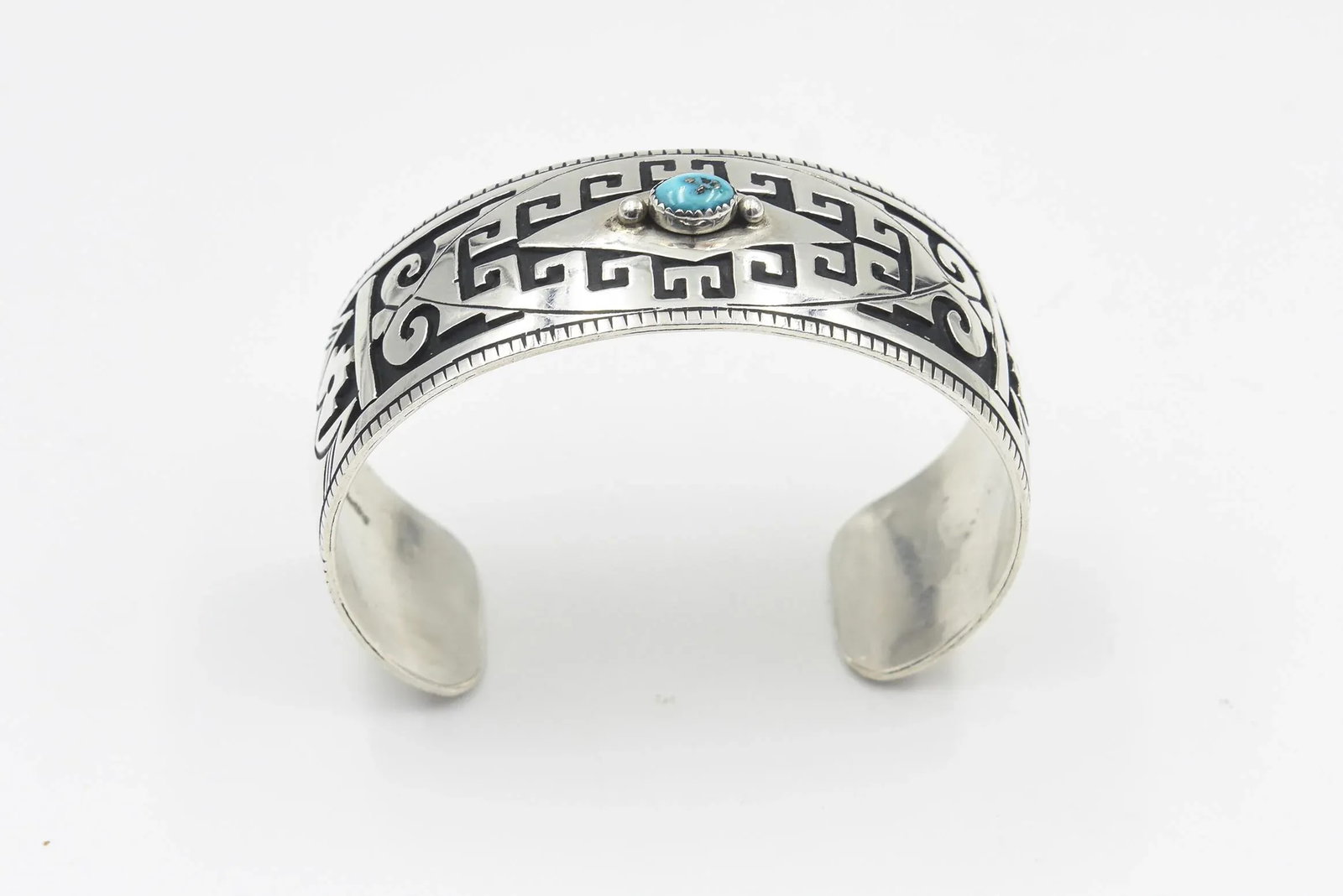 Late 20th Century Native American Turquoise Sterling Silver Cuff Bracelet by Jacob Kahe - 8