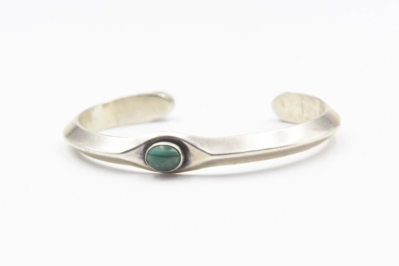 Vintage Navajo Native American Malachite Sterling Silver Cuff Bracelet by Russell Sam - 10