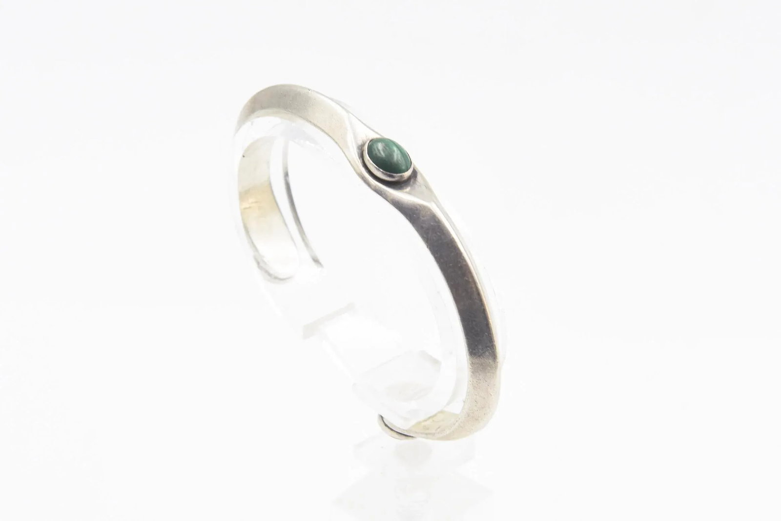 Vintage Navajo Native American Malachite Sterling Silver Cuff Bracelet by Russell Sam - 8