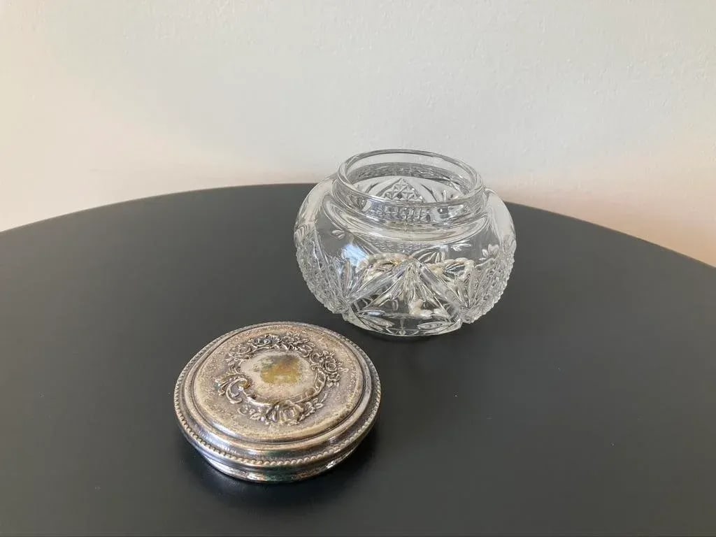 English Art Glass and Silverplate Jewelry Box - 11