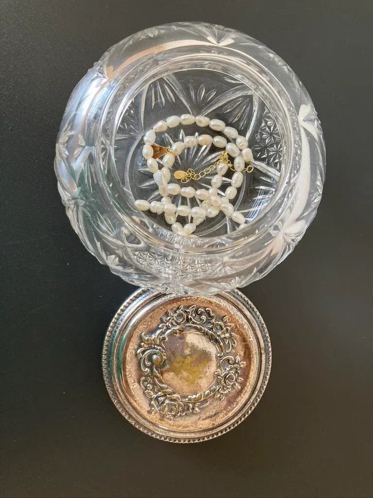 English Art Glass and Silverplate Jewelry Box - 7