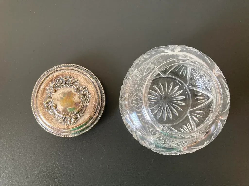 English Art Glass and Silverplate Jewelry Box - 8