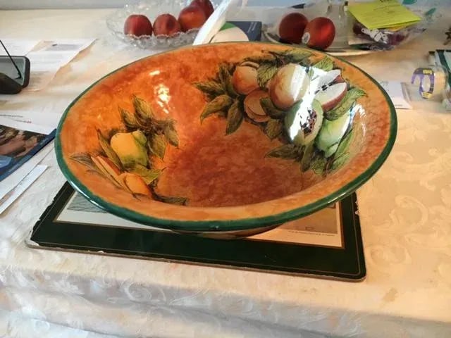 Majolica Pottery Salad Bowl With Pears - 4