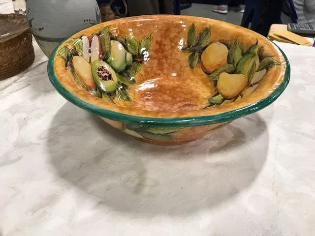 Majolica Pottery Salad Bowl With Pears - 9