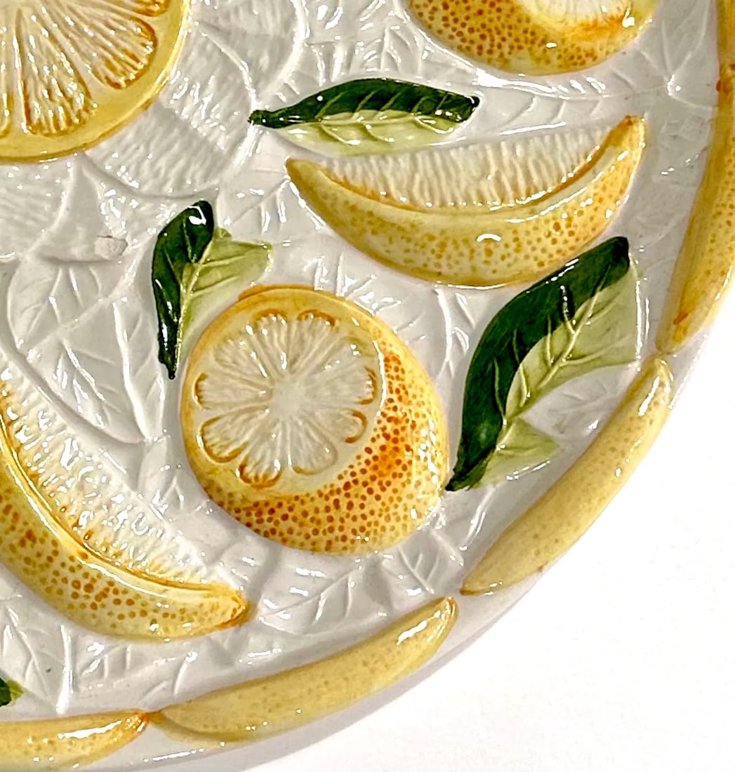 1970s Sculptural Majolica Lemon Hand Painted Platter, Portugal - 5