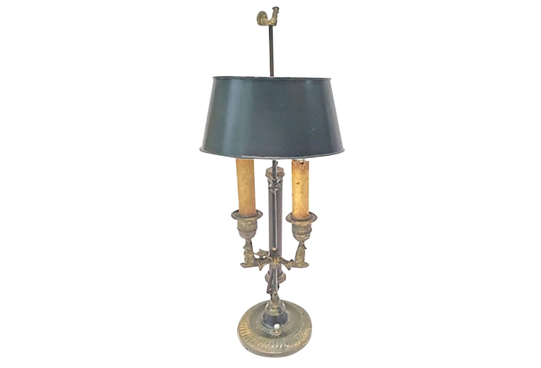 Antique Rooster Double-Arm Tole Bouillotte Lamp: Early 19th-century Provencal double-arm brass bouillotte lamp with tole shade and rooster finial. Each arm has a small detailed chicken supporting the cross-hatched candle cup. Antiqued faux-candles