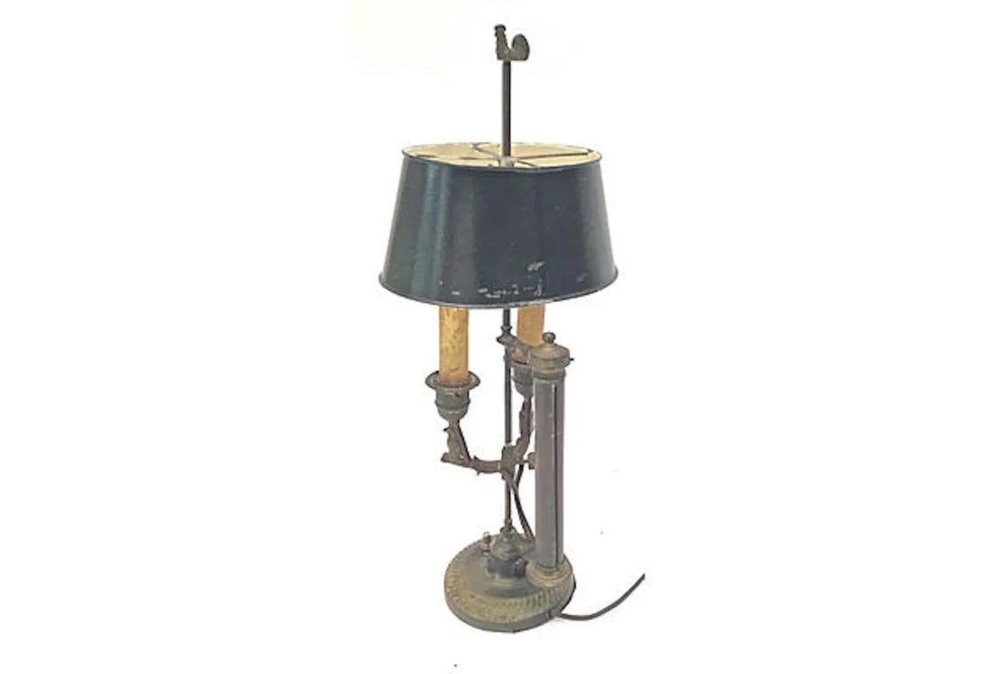 Antique Rooster Double-Arm Tole Bouillotte Lamp - 3