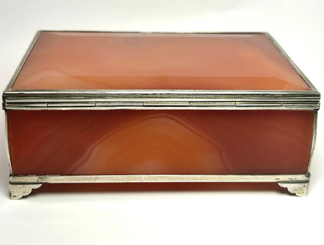 Continental Silver Mounted Red Agate Box - 5