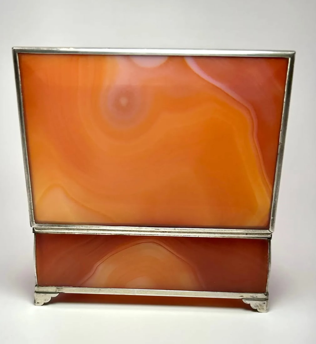 Continental Silver Mounted Red Agate Box - 8