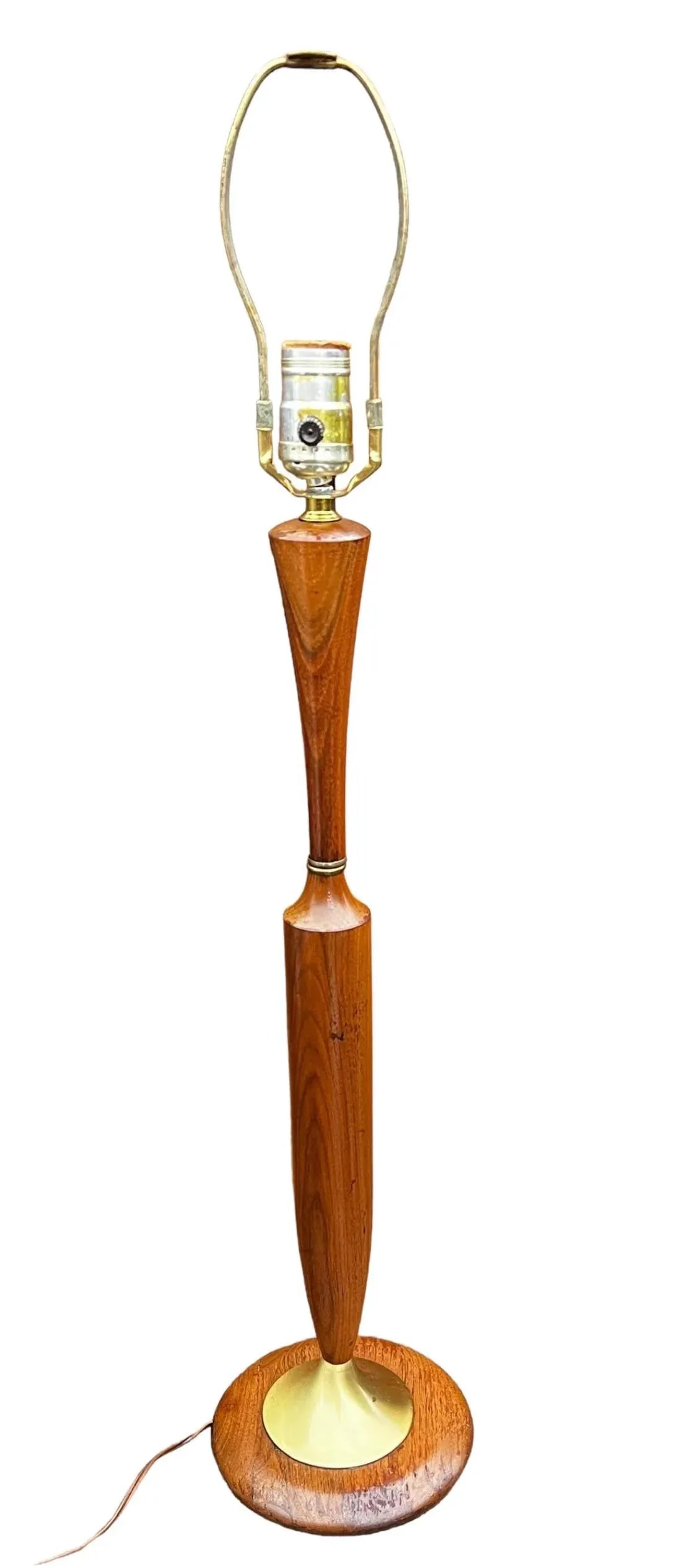 Vintage 1960's Mid-Century Modern Danish Teak Drum Shade Table Lamp With Brass Accents - 7