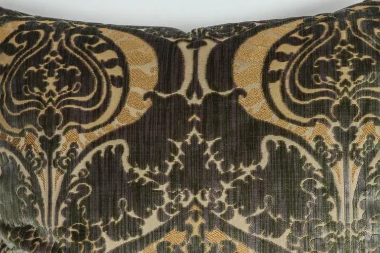 Traditional Luigi Bevilacqua Silk Velvet Pillows - a Pair - 2