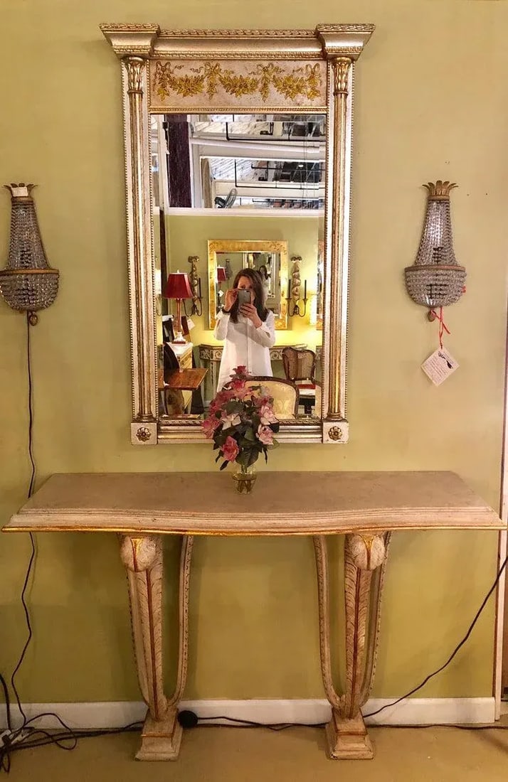 Italian Console Mirror Having Silver Leaf Eglomise Design by LaBarge - 3