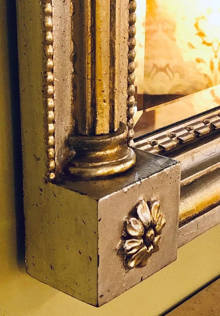 Italian Console Mirror Having Silver Leaf Eglomise Design by LaBarge - 5