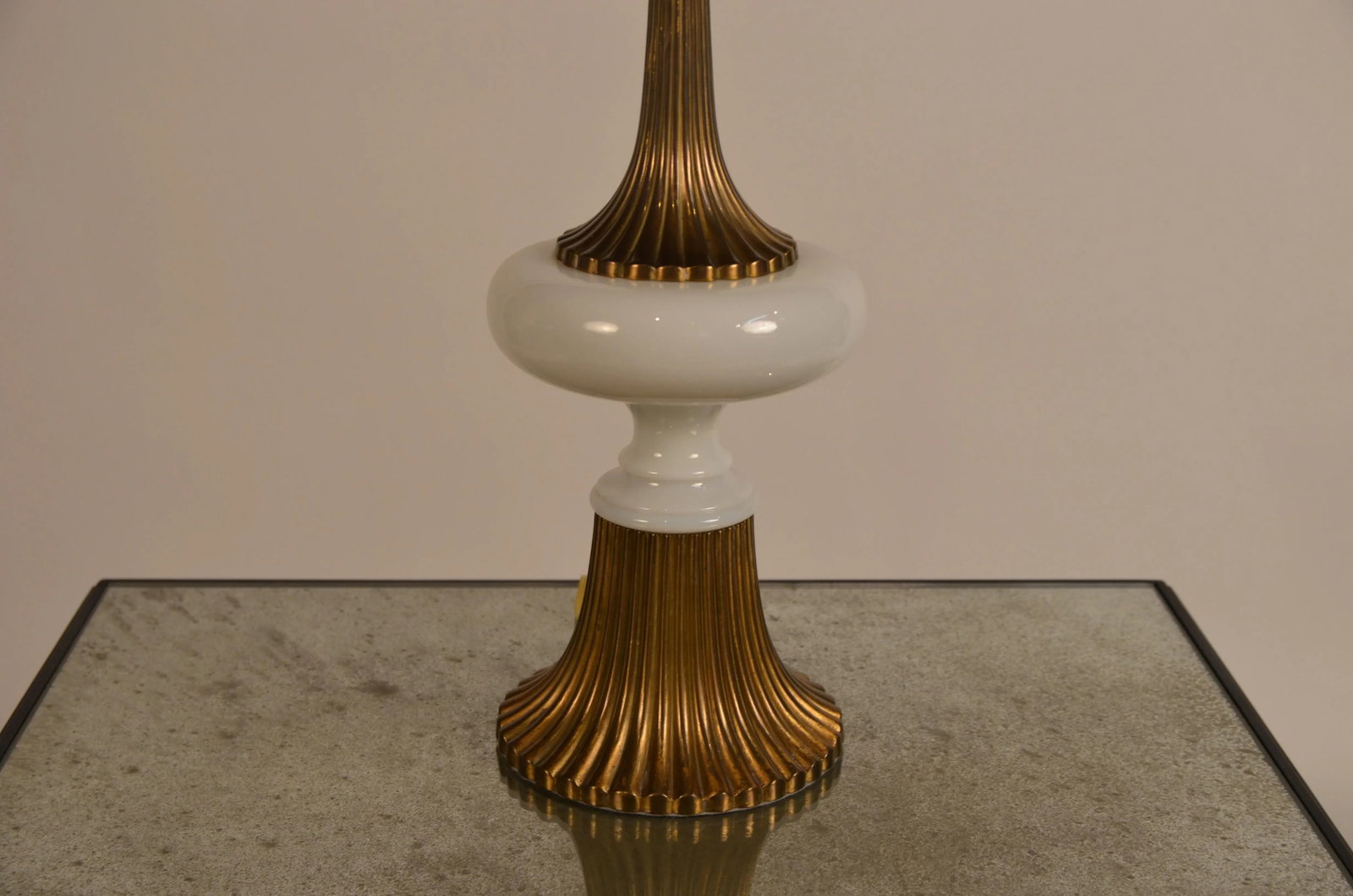 Gilt Bronze and Opaline Tassel Lamp in the Style of Tony Duquette - 7