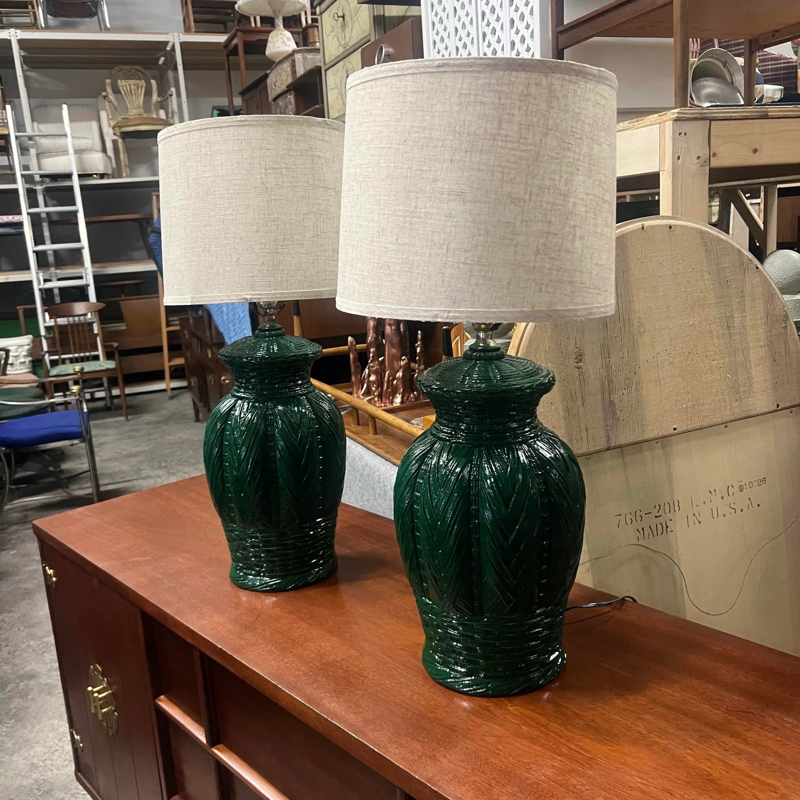 Vintage Green Basket Weave Ceramic Table Lamps - A Pair. - 8