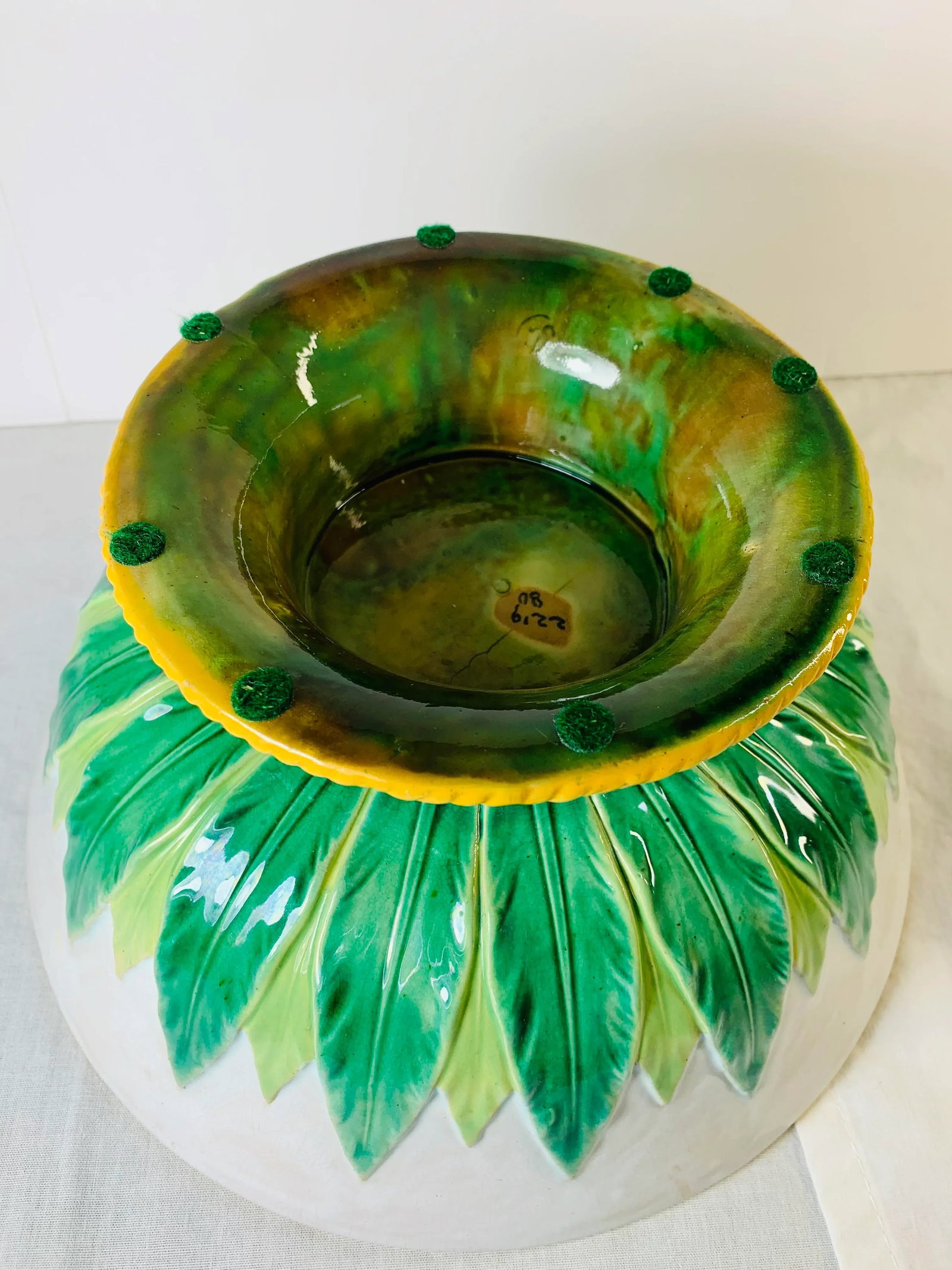 Early 19th Century Large White and Turquoise Blue Majolica Bowl With "Acanthus" Leaf Accents by Geor - 12