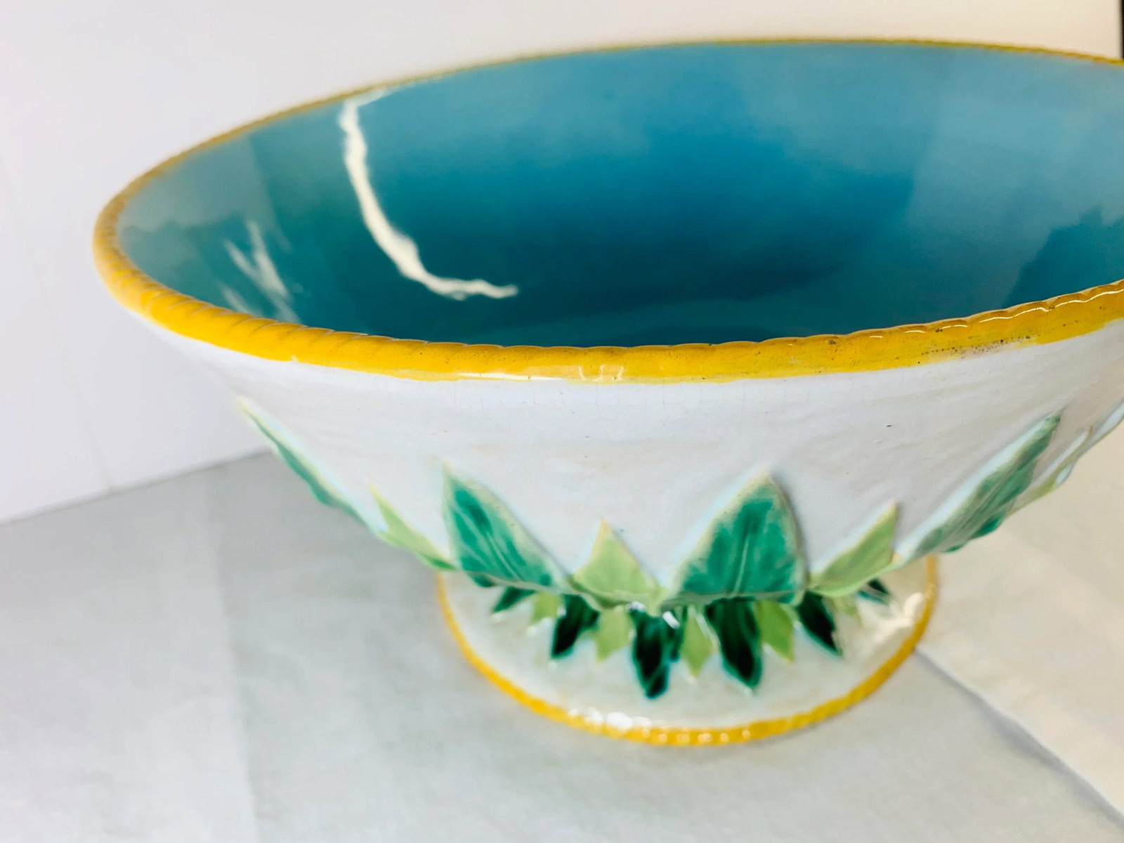 Early 19th Century Large White and Turquoise Blue Majolica Bowl With "Acanthus" Leaf Accents by Geor - 8
