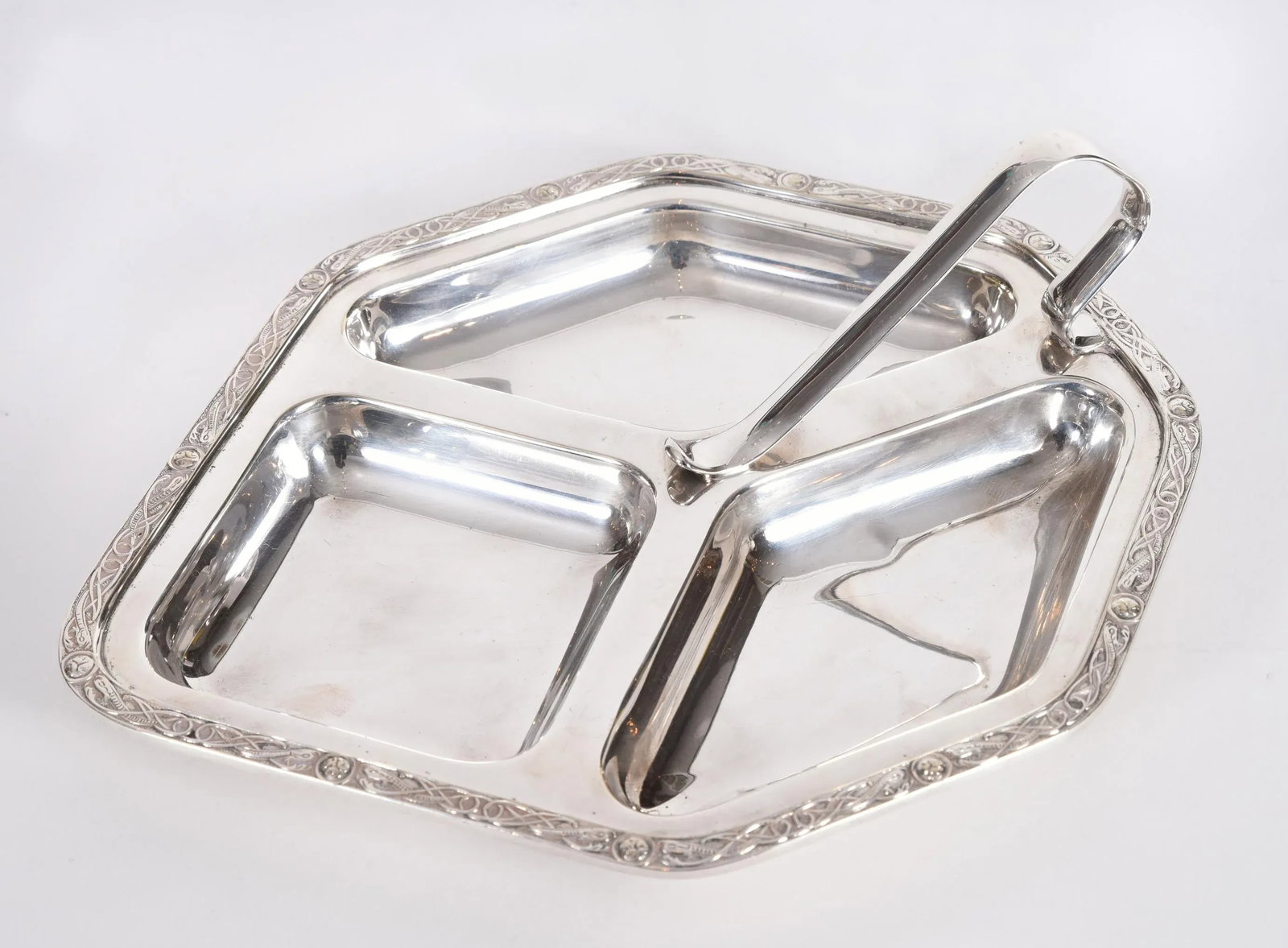 Vintage English Silver Plate Tableware Server - 2
