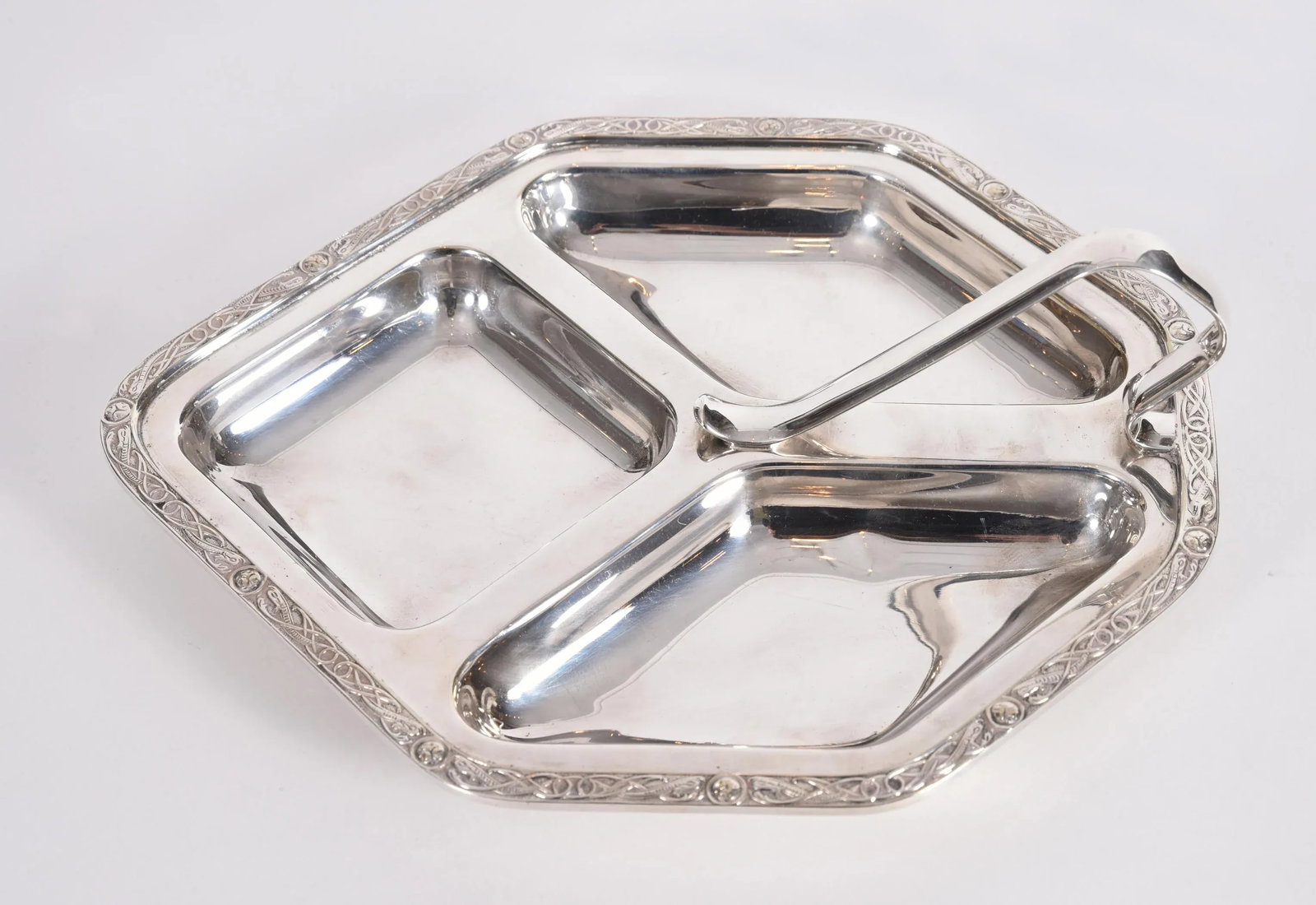 Vintage English Silver Plate Tableware Server - 6