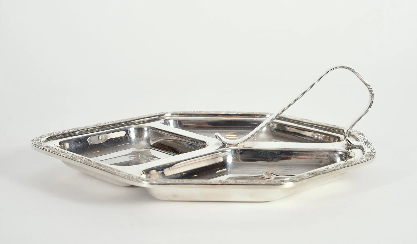 Vintage English Silver Plate Tableware Server - 7