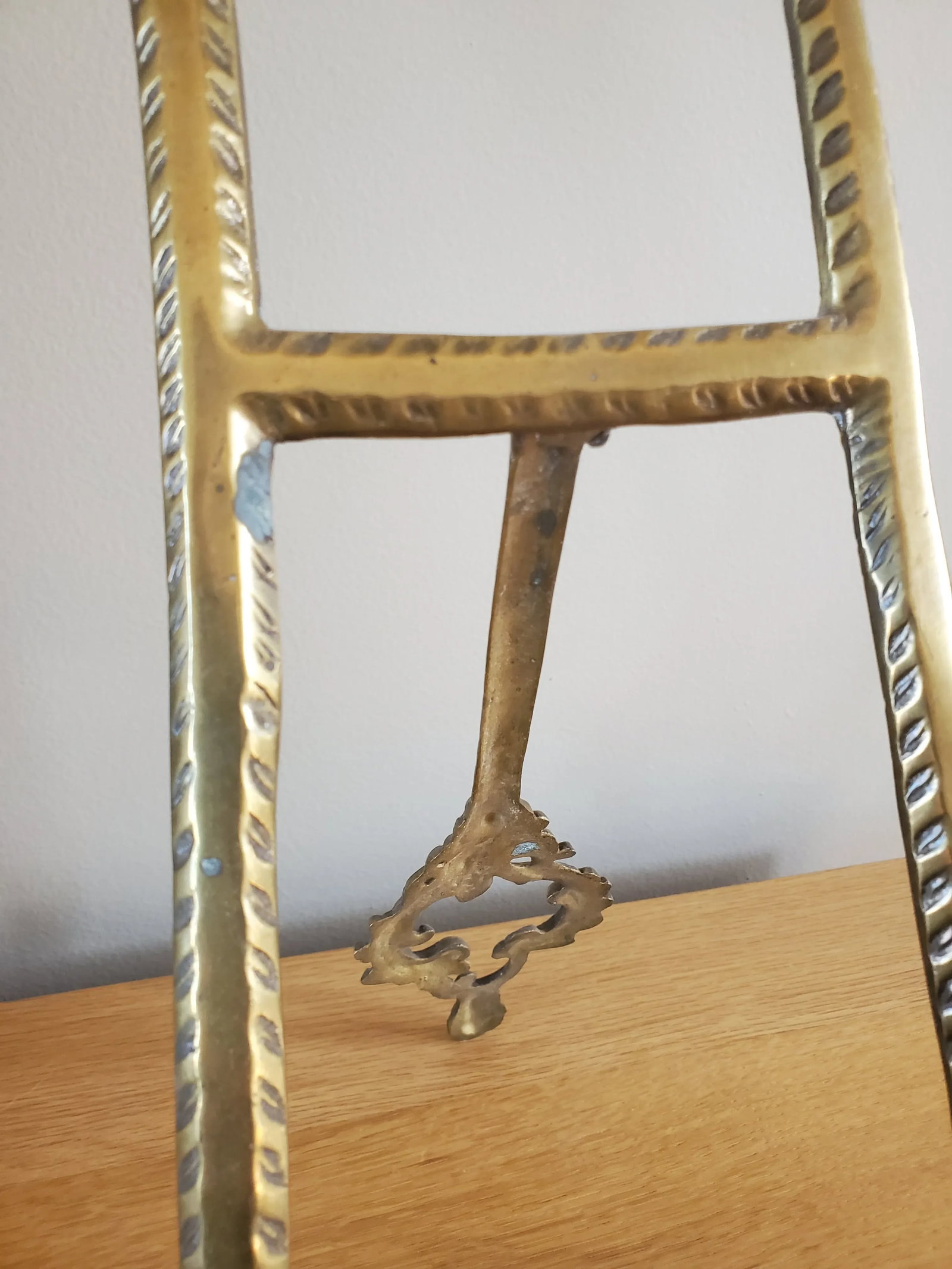 Vintage Ornate Brass Rococo Style Easel for Art or Books - 6