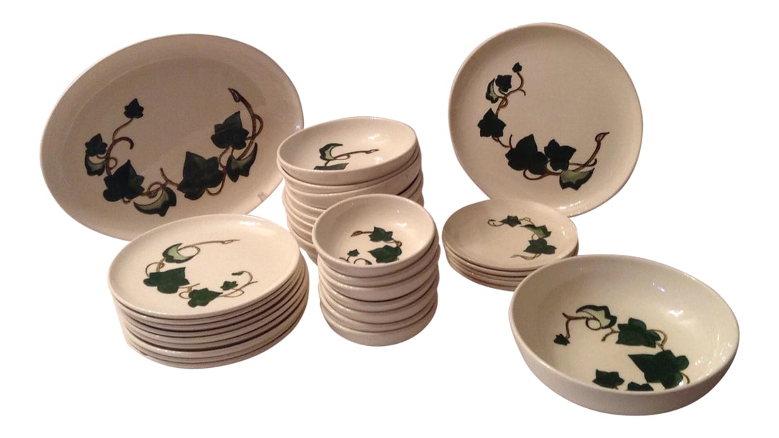 33 Piece Set - California Ivy by Metlox - Poppytrail - Vernon: 33 piece set of dinnerware California Ivy by Metlox - Poppytrail. All in great vintage condition but 2 of the 8 1/8 salad plates have chips in them as shown in photo. SET INCLUDES: 1 - Oval Serving
