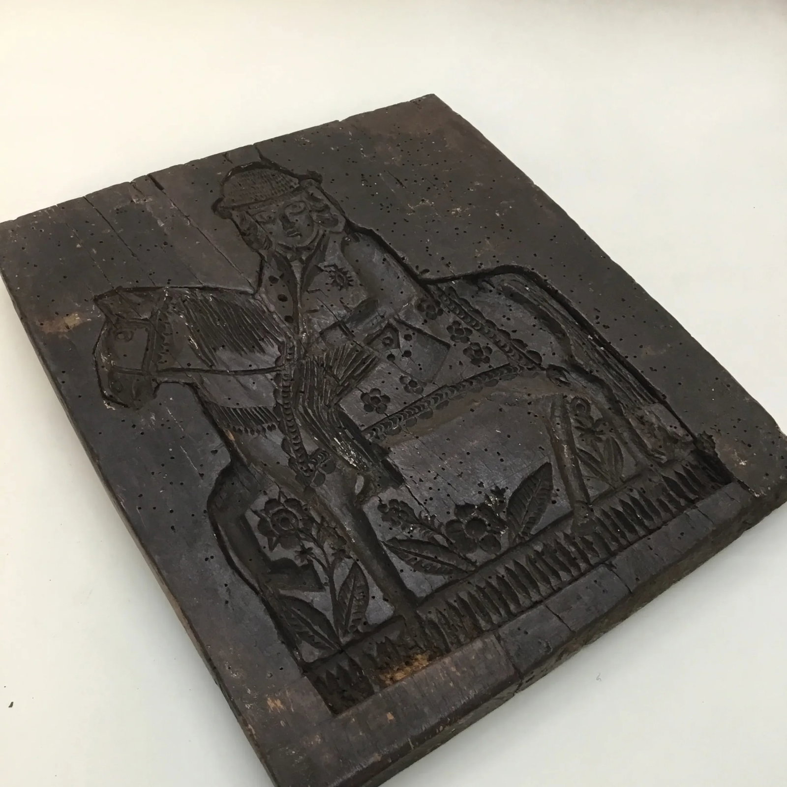 18th Century Continental Carved Wood Cake Mold - 11