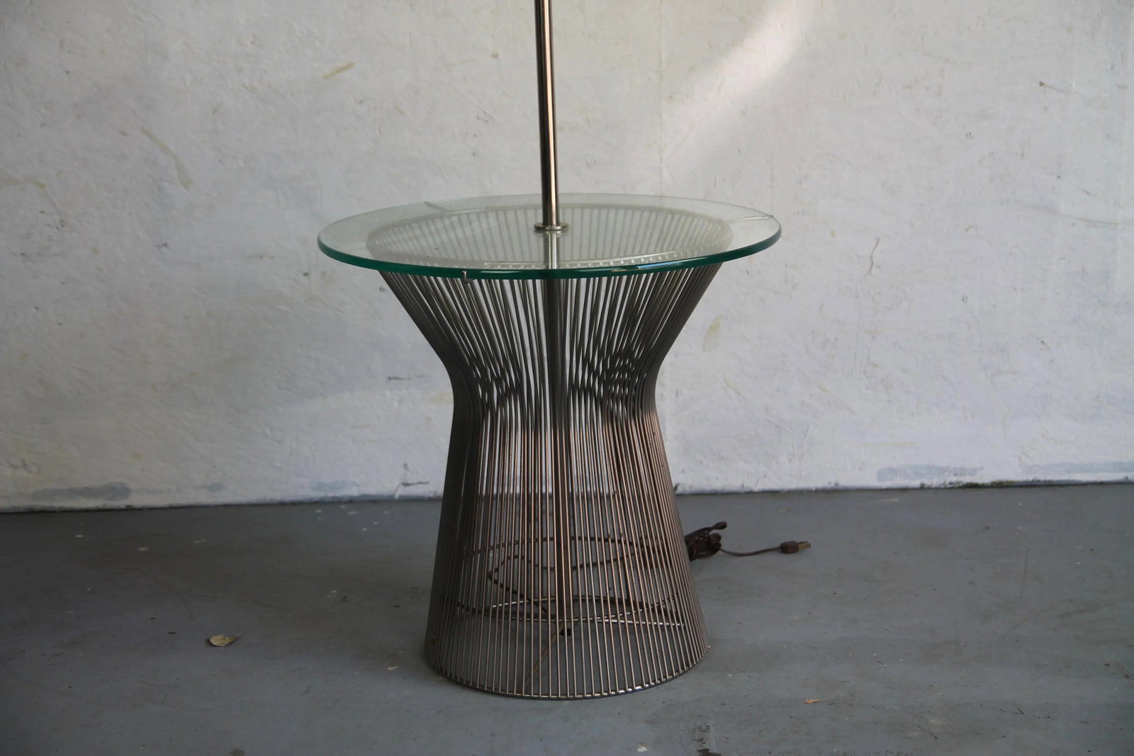 Laurel Floor Lamp in the Style of Warren Planter - 2