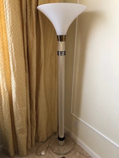 Vintage 1960's Mid Century Modern Brass and Lucite Bauer Torchiere Floor Lamp - 9