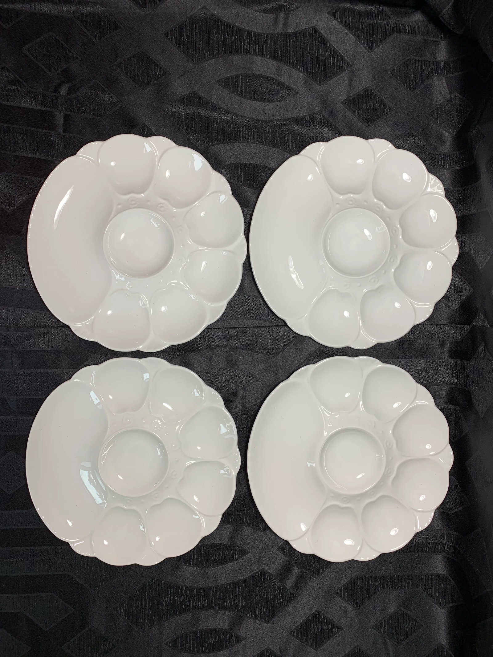 19th Century White Minton Majolica Oyster Plates - Set of 4 - 10