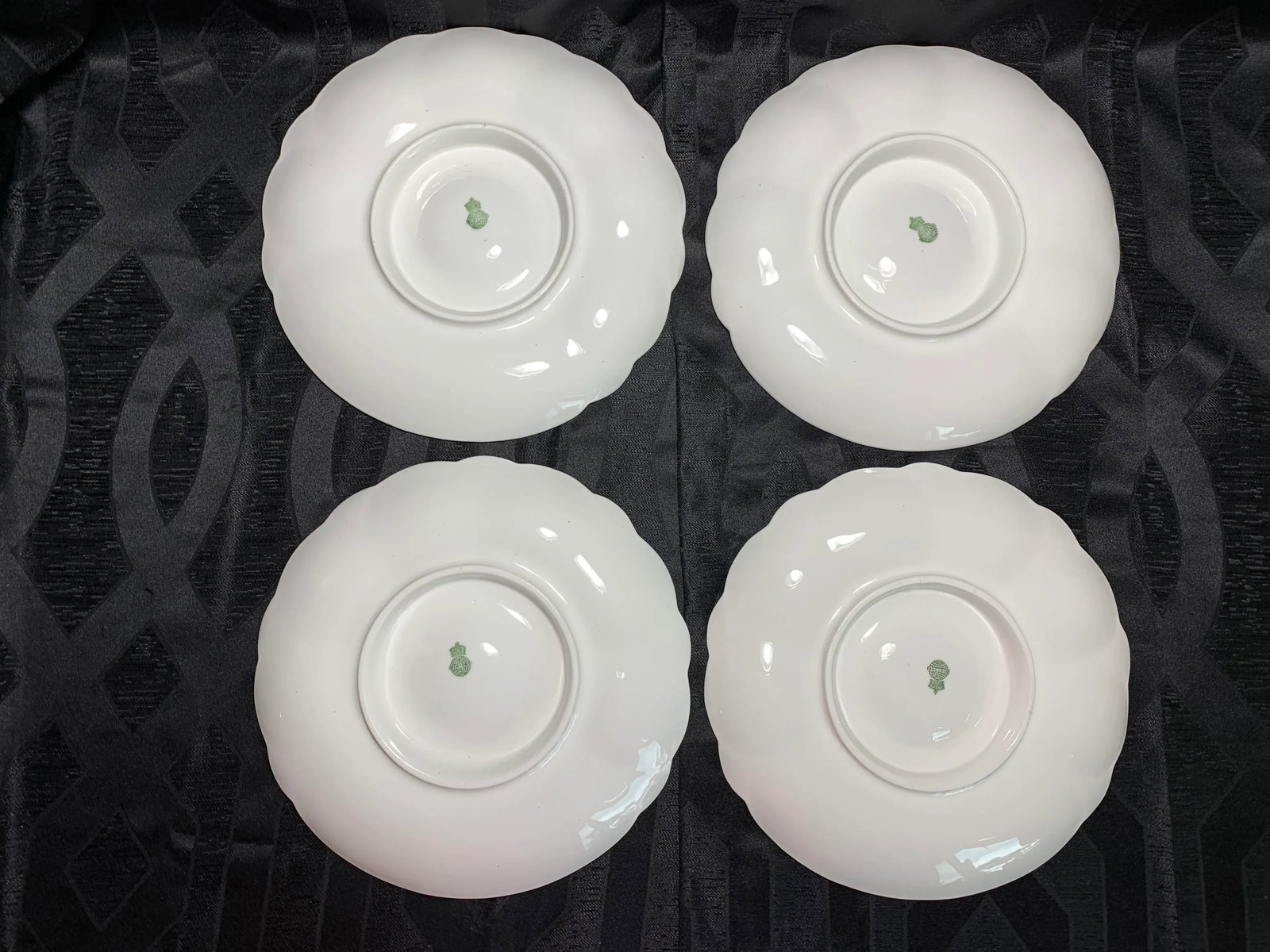 19th Century White Minton Majolica Oyster Plates - Set of 4 - 4