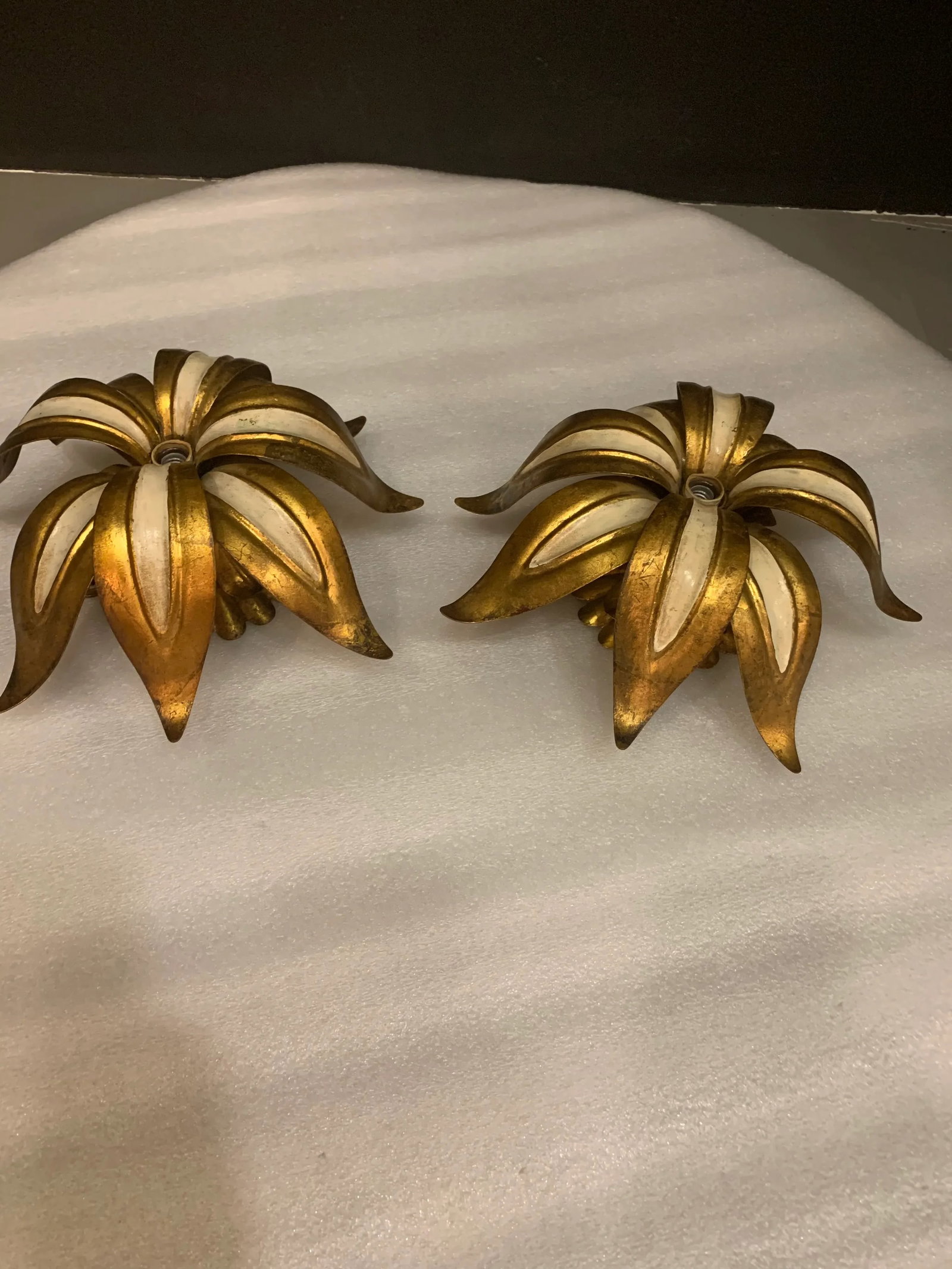 1930's Italian Gold and White Flower Sconces - a Pair - 4