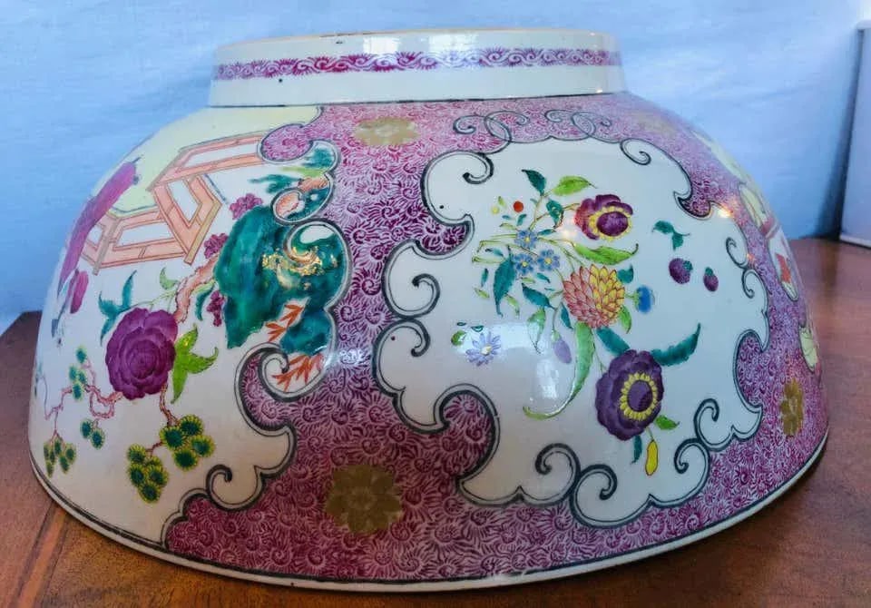 19th Century Famille Rose Chinese Export Punch Bowl, Koi Decorated - 11