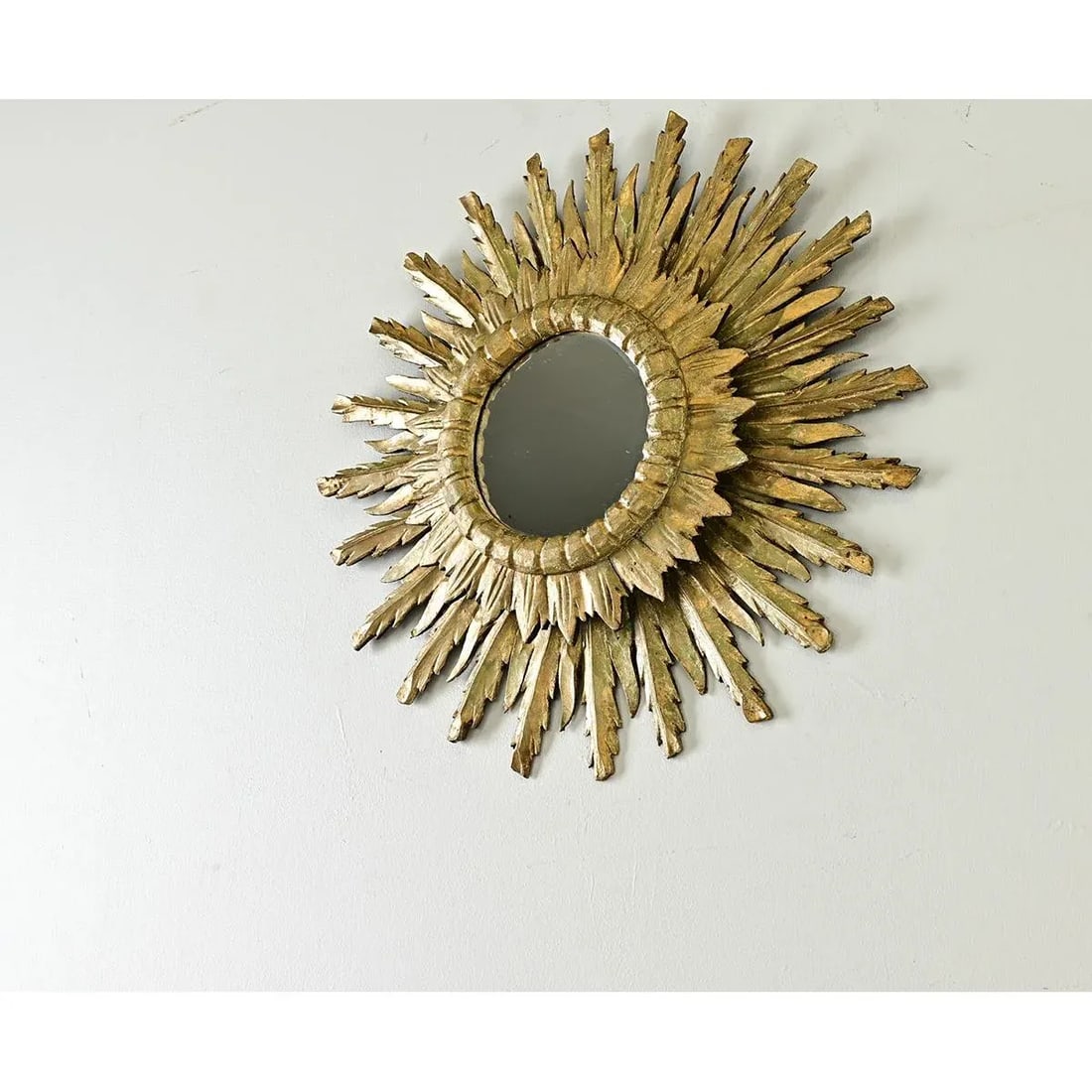 Italian 19th Century Giltwood Starburst Mirror - 4