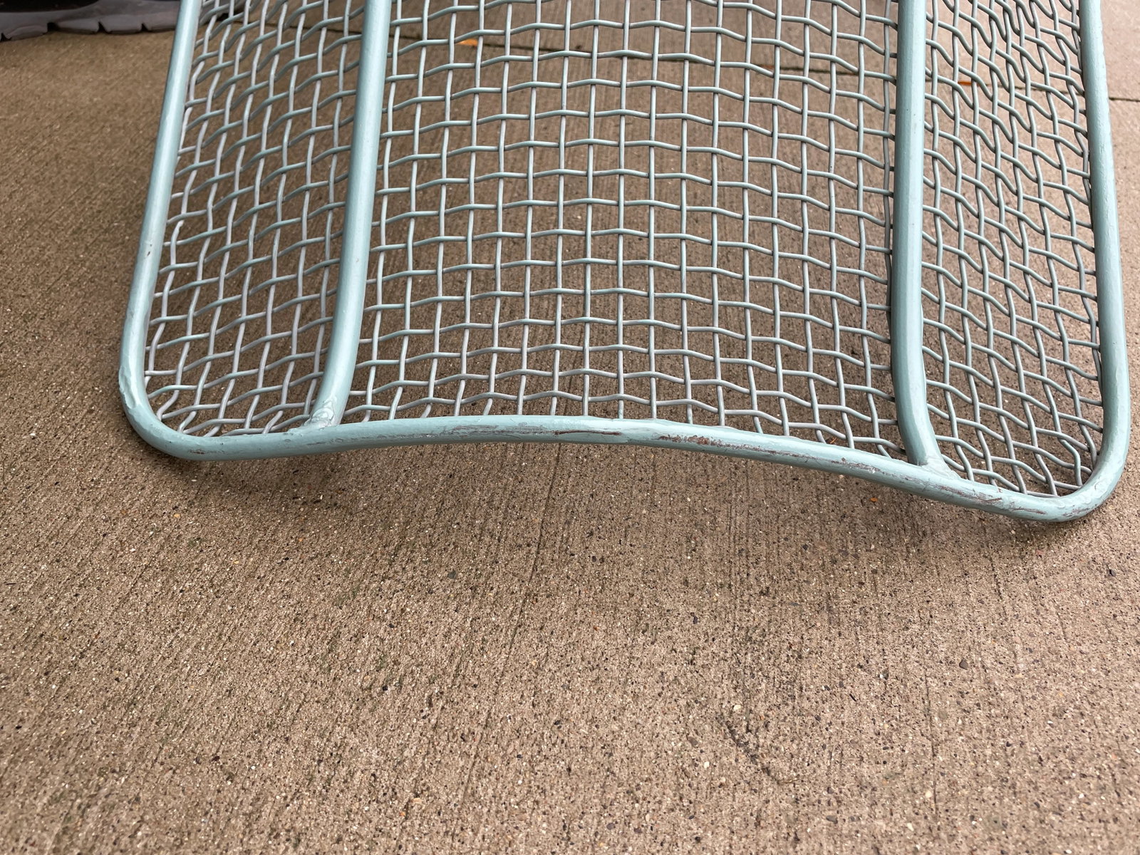 Mid-Century Modern Woodard Sculptura Style Mesh Dining Chairs - Set of 2 - 7