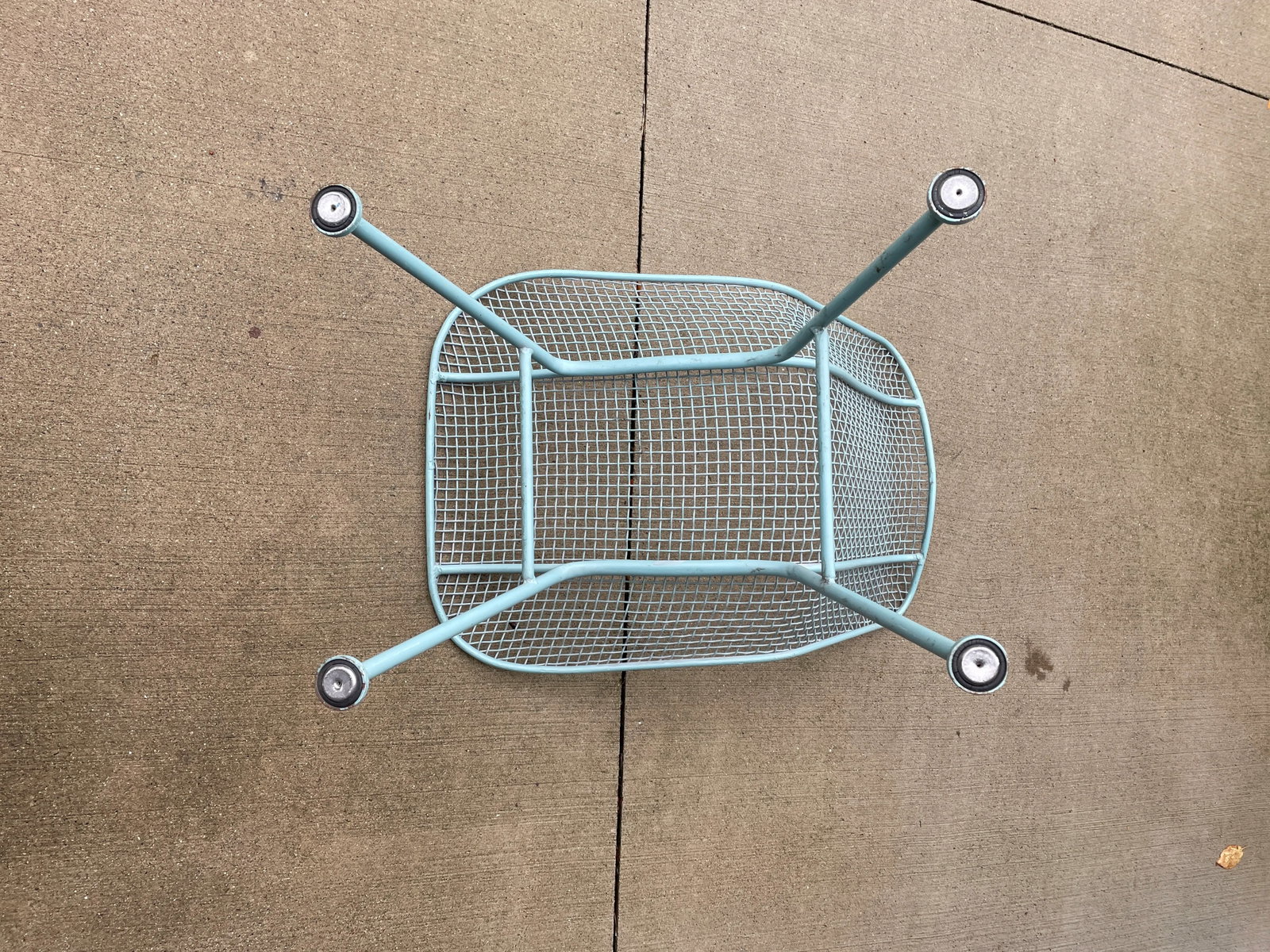 Mid-Century Modern Woodard Sculptura Style Mesh Dining Chairs - Set of 2 - 8