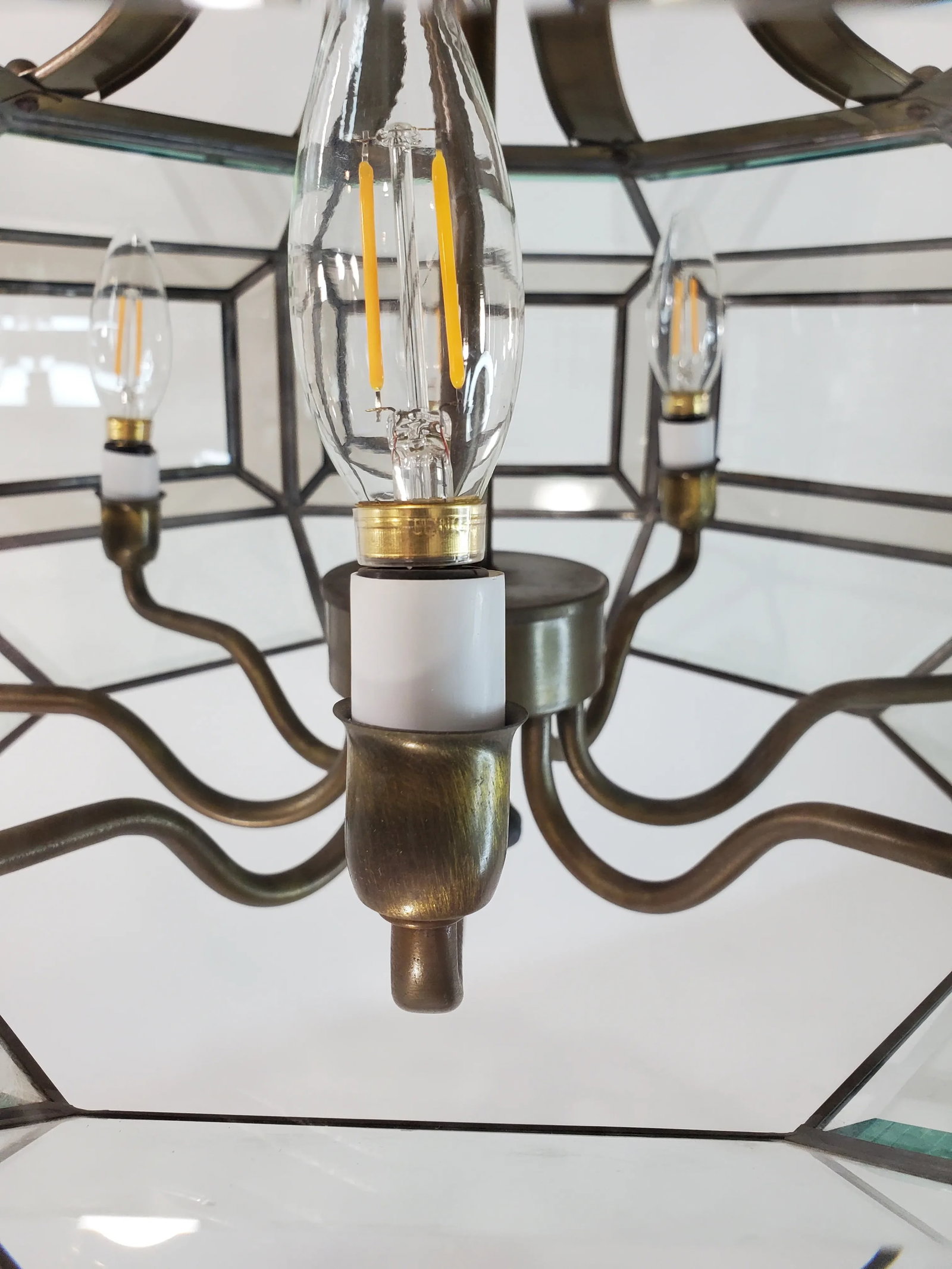 1970s Mid-Century Modern 8-Light Brass and Beveled Glass Chandelier Pendant - 10
