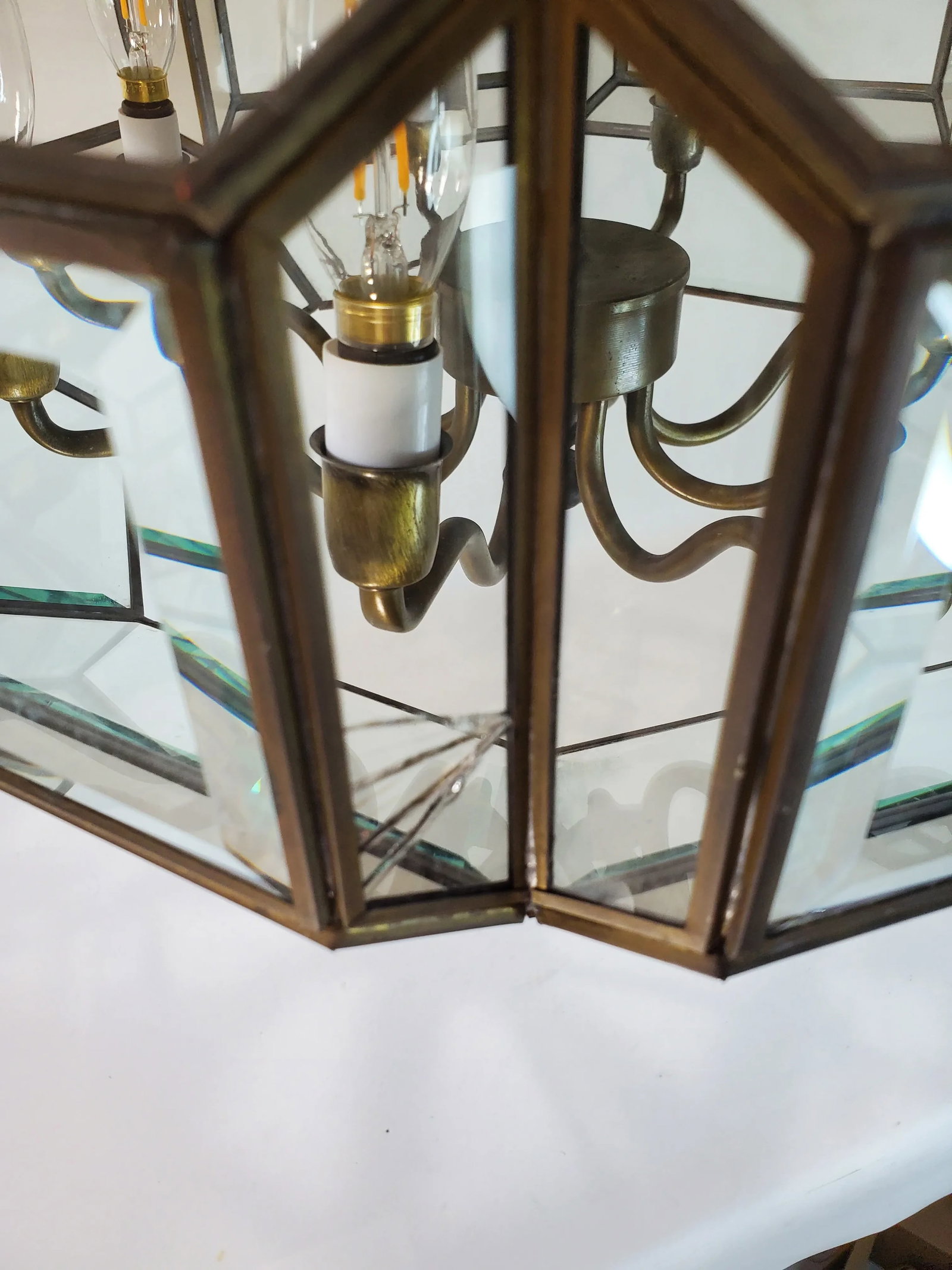 1970s Mid-Century Modern 8-Light Brass and Beveled Glass Chandelier Pendant - 7