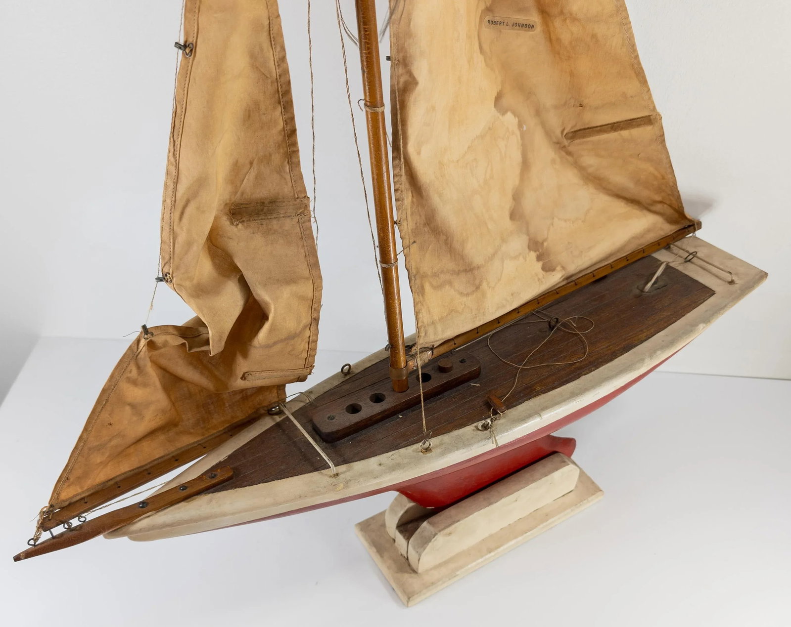 Mid-Century Decorative Sailboat Pond Sailing Boat Model - 6