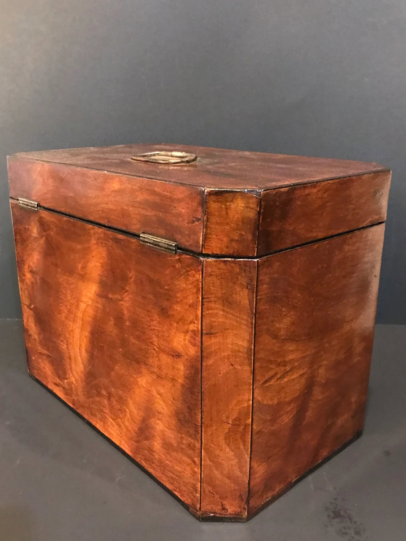 Antique English Mahogany Decanter Box - 10