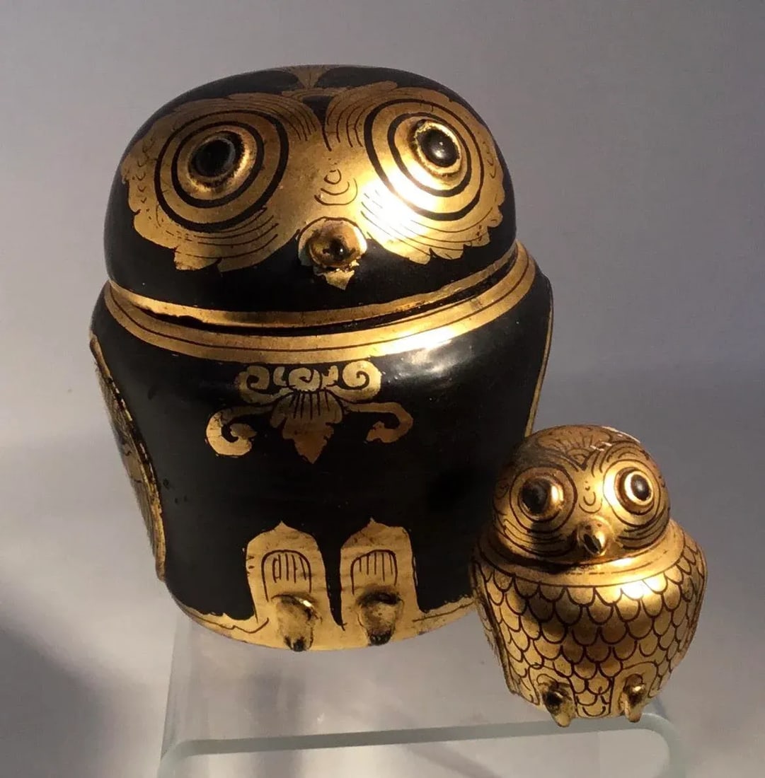 Vintage Burmese Laquer Owl Boxes - a Pair - 4