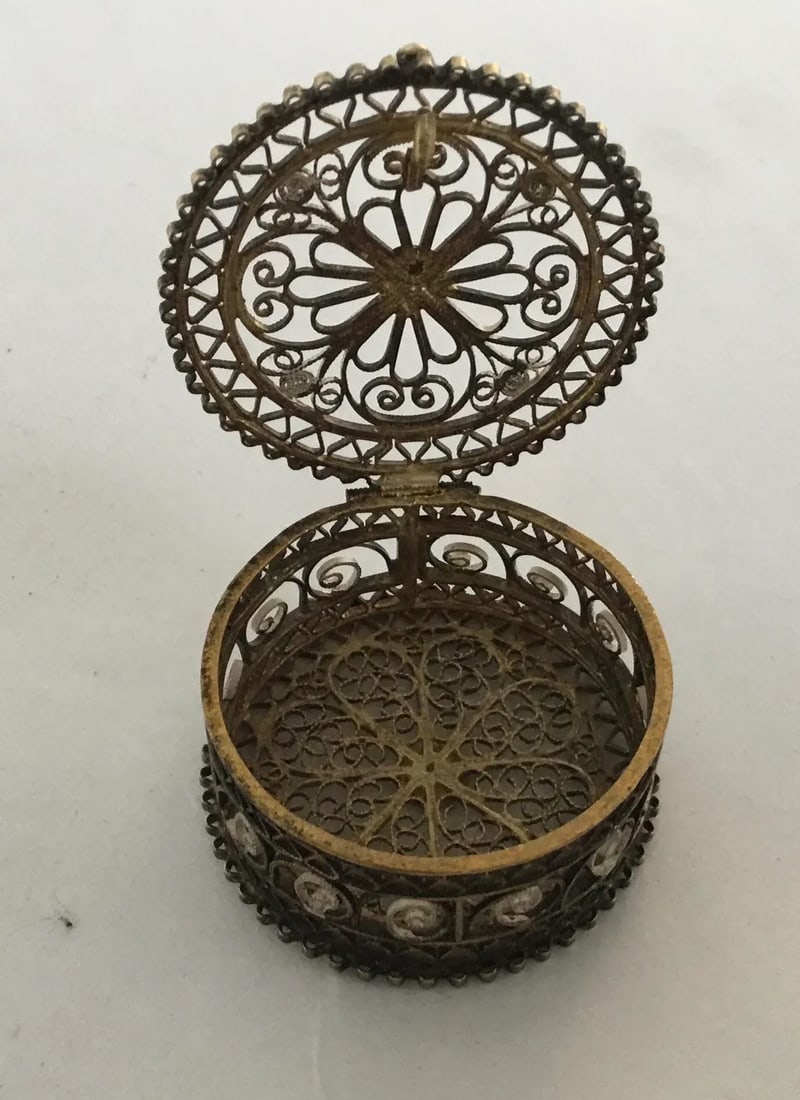 Antique Continental 800 Silver Miniature Ring Box - 2