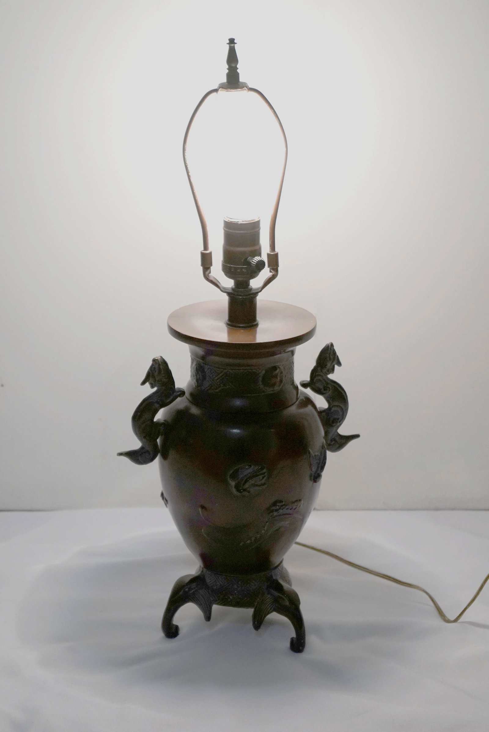 Vintage Patinated Brass Meiji Style Elephant and Dragon Lamp - 2