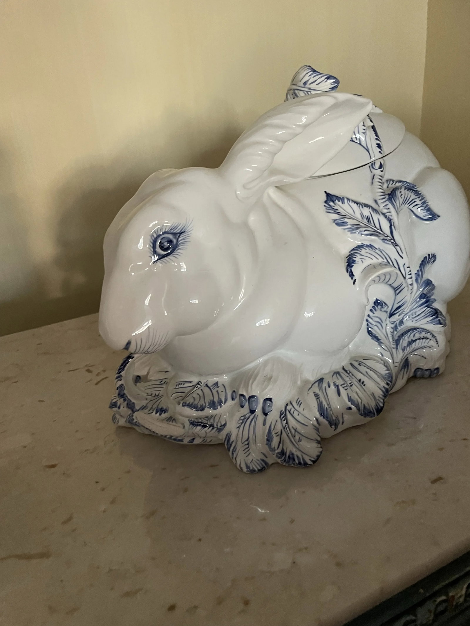 Blue and White Rabbit Tureen With Ladle - 5