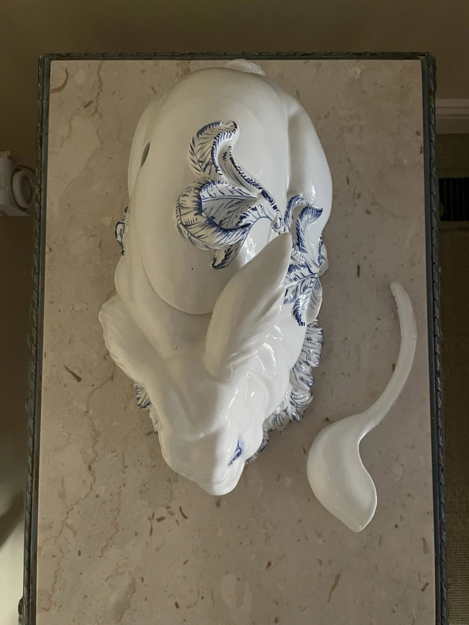 Blue and White Rabbit Tureen With Ladle - 7