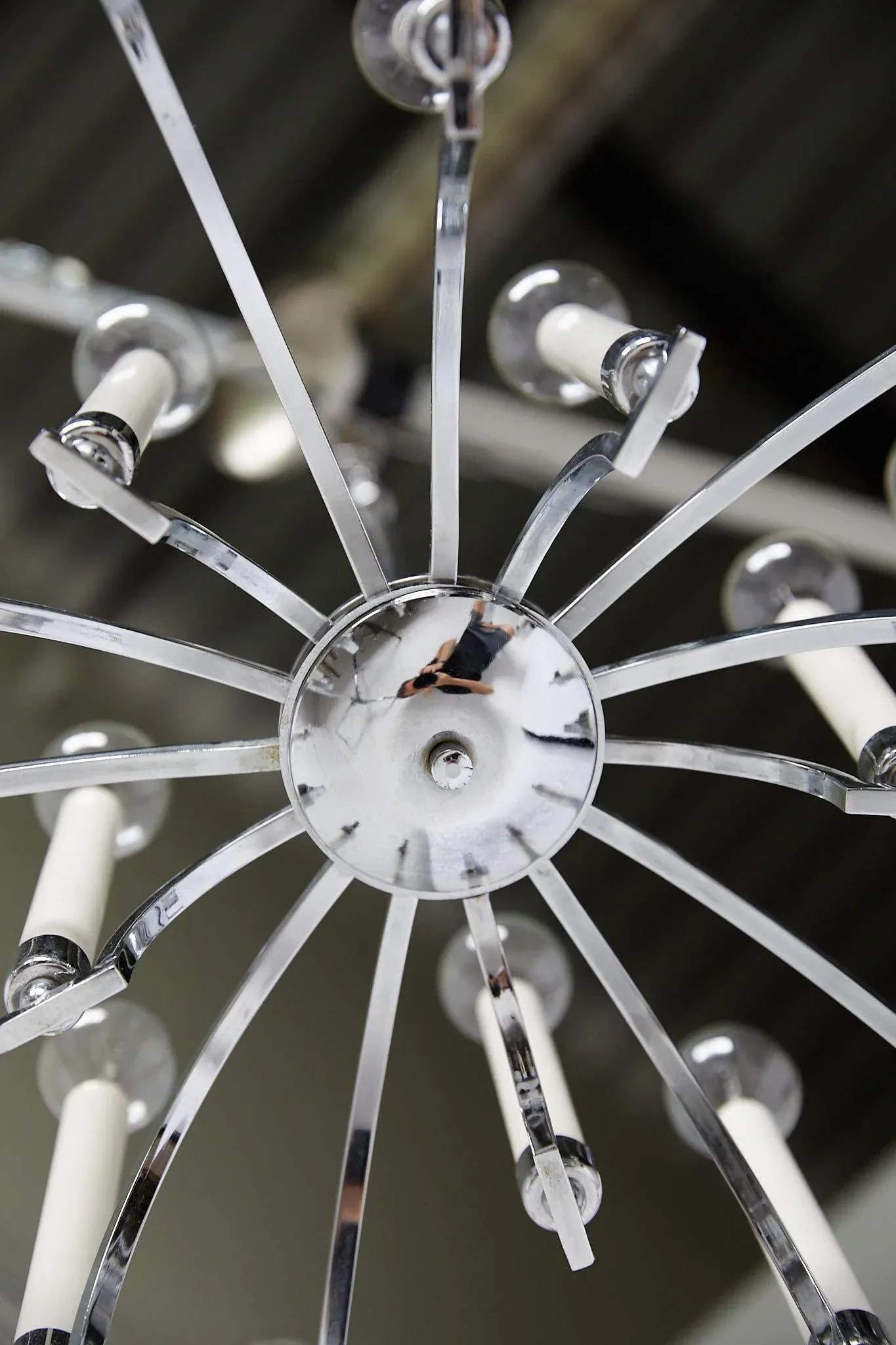 Midcentury Modern 14-Arm Chrome Chandelier by Lightolier - 5