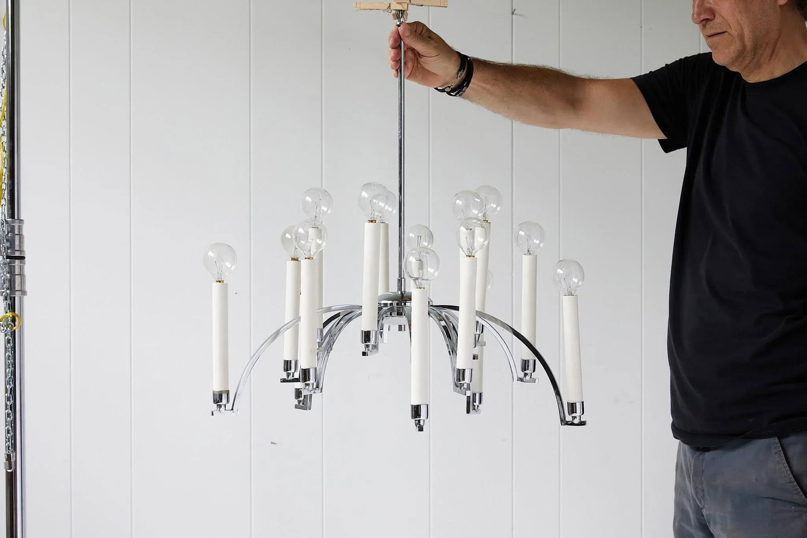 Midcentury Modern 14-Arm Chrome Chandelier by Lightolier - 6