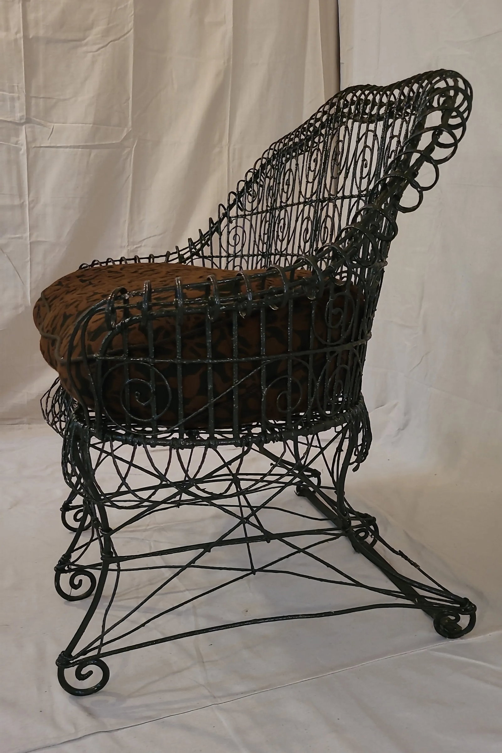 Early 20th Century Antique English Wire Garden Settee - 2