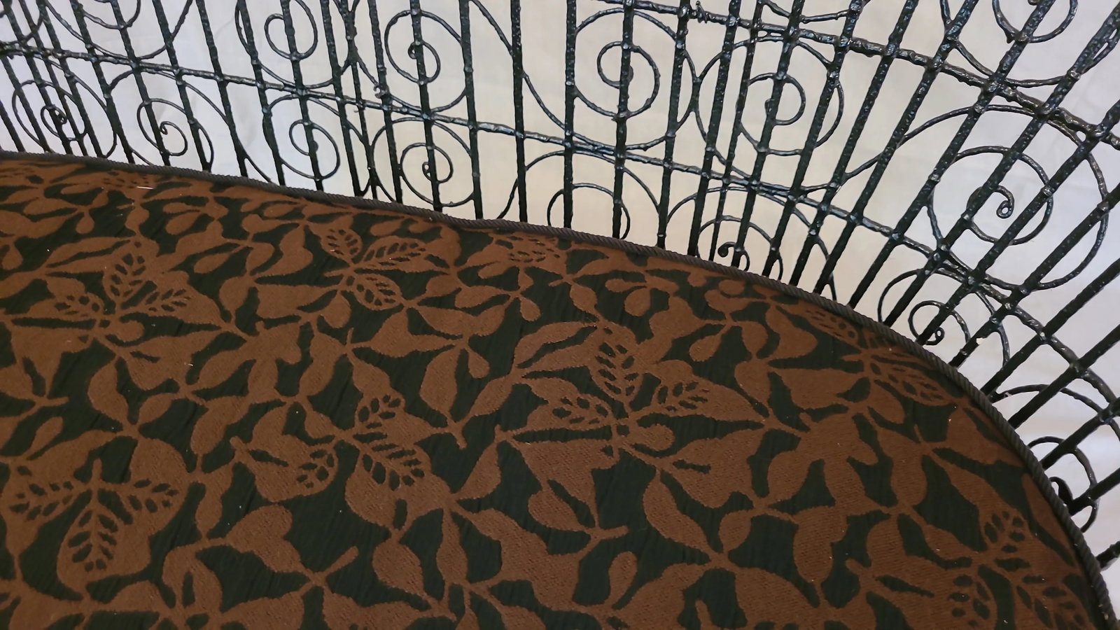 Early 20th Century Antique English Wire Garden Settee - 4