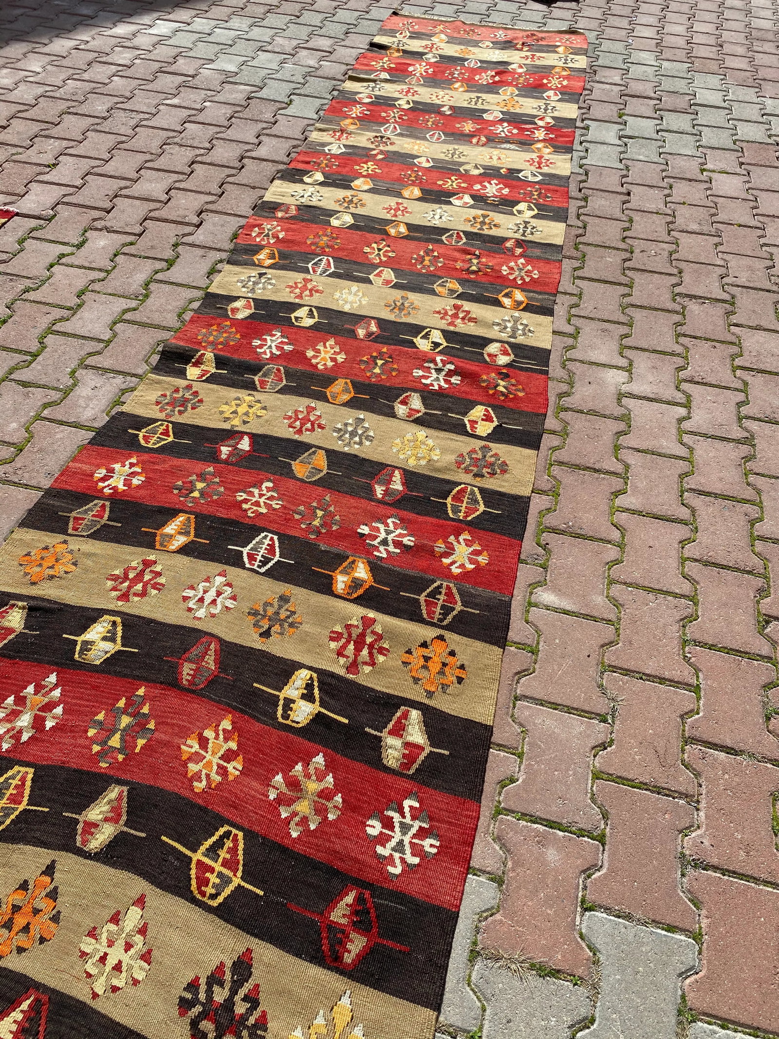 1970s Cabin Style Turkish Stripe Desing Oushak Kilim Long Runner Rug - 2
